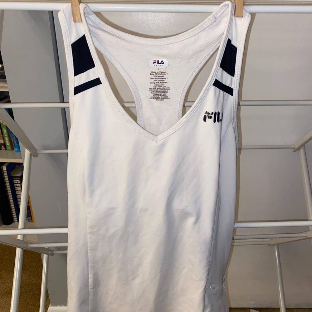 2 athletic tank tops